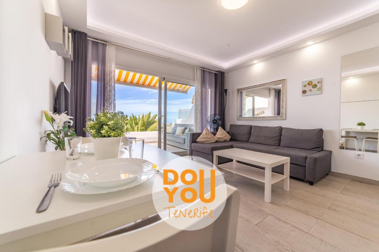 Holiday Apartments Oasis Los Cristianos  Exterior photo
