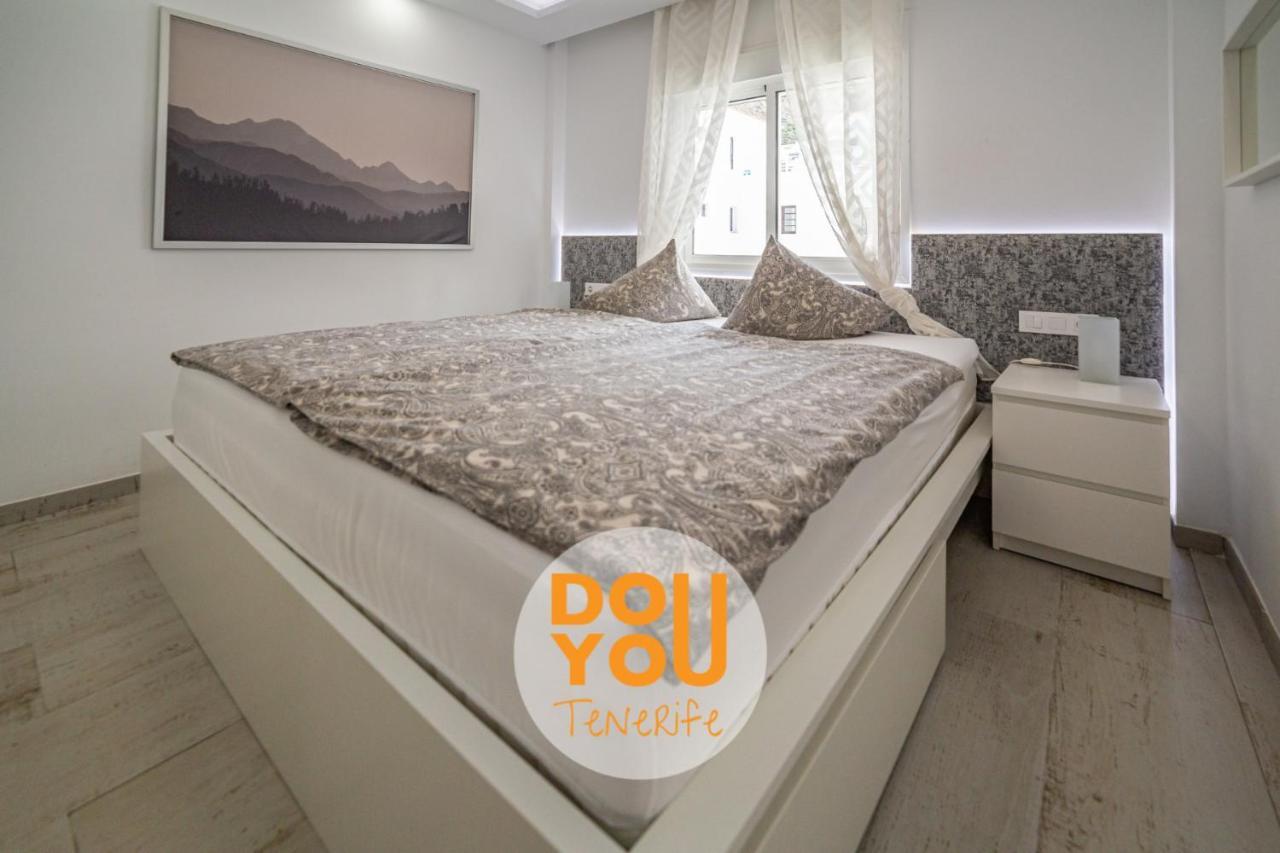 Holiday Apartments Oasis Los Cristianos  Exterior photo