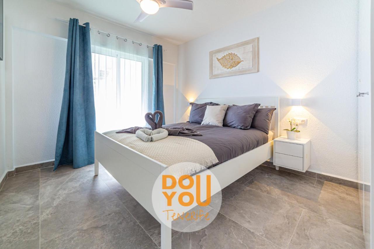 Holiday Apartments Oasis Los Cristianos  Exterior photo