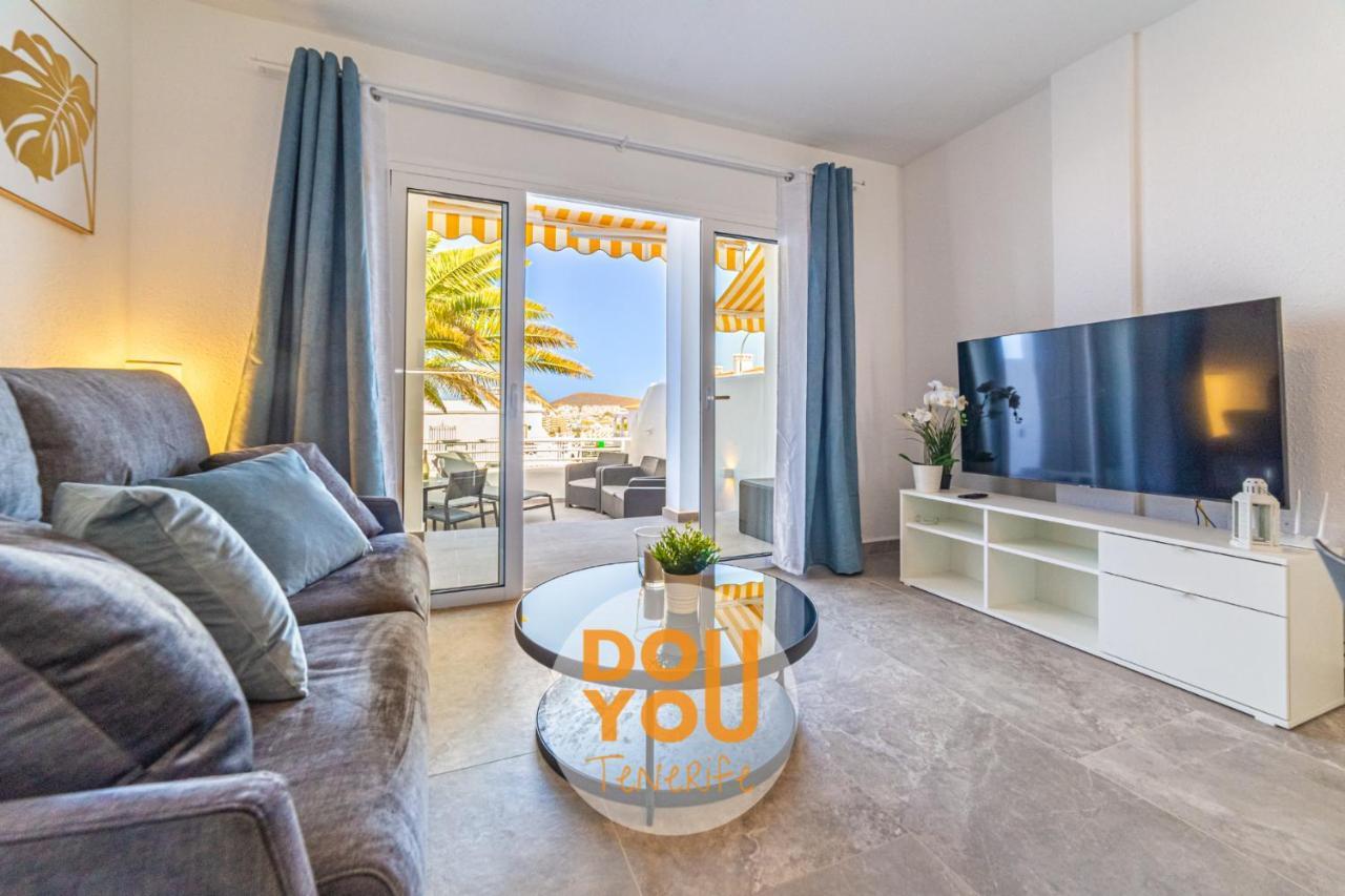 Holiday Apartments Oasis Los Cristianos  Exterior photo