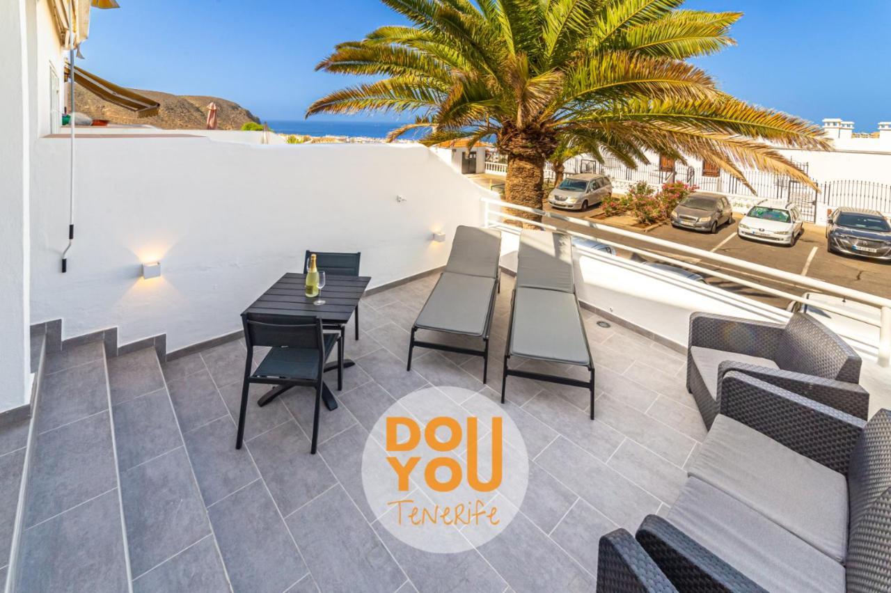 Holiday Apartments Oasis Los Cristianos  Exterior photo